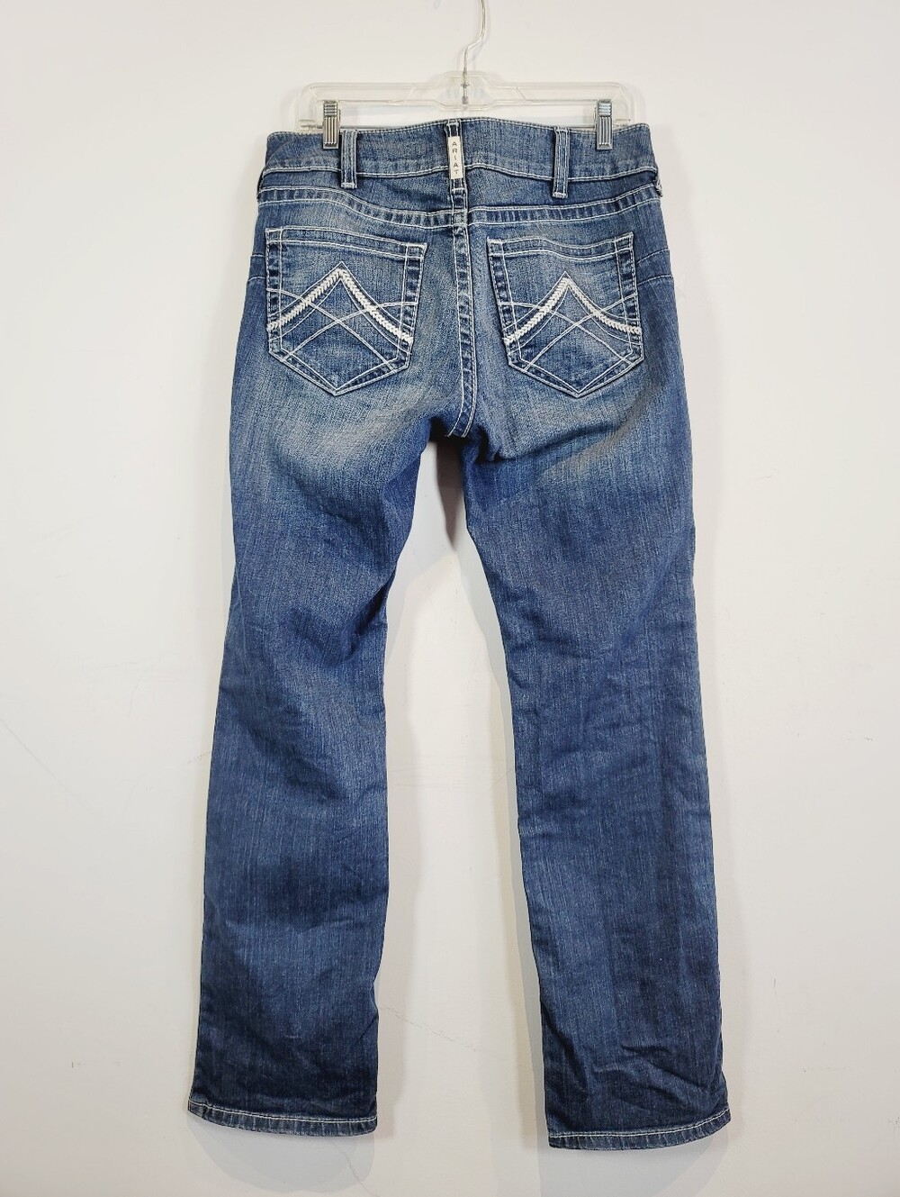 Ariat Women’s Straight Leg Jeans - Blue Wash,  Size 30 - Picture 2 of 4